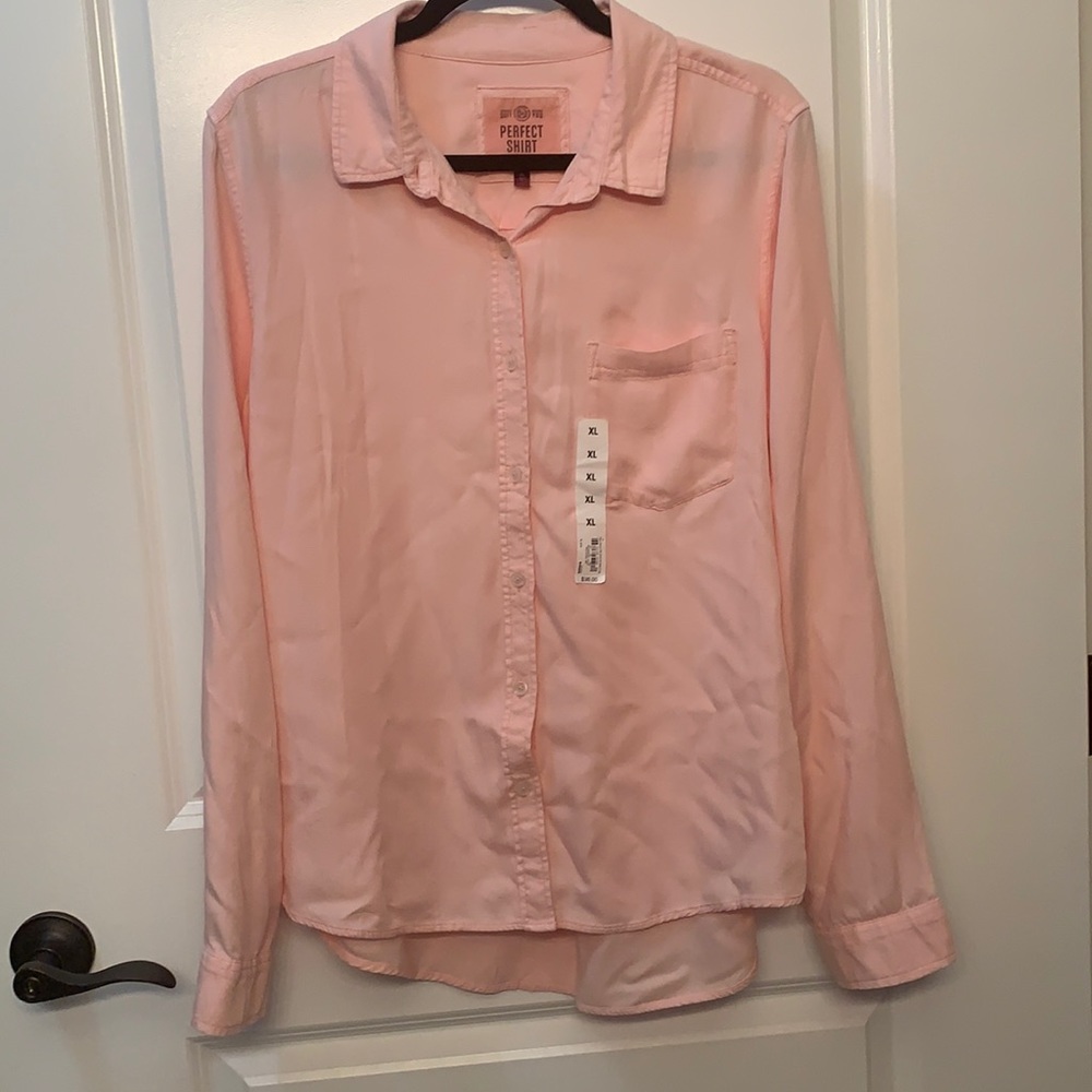 NWT SO button down butter soft top XL